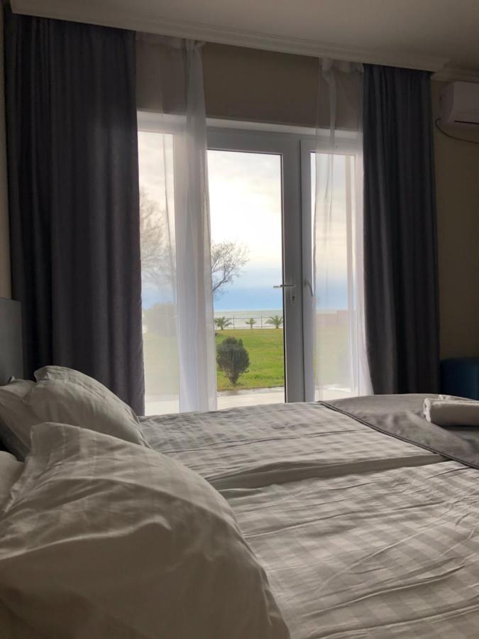 Injir Village Hotel Gudauta Eksteriør billede